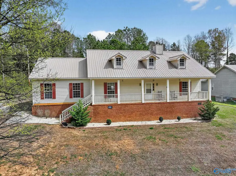 80 Earl Caldwell Drive, Guntersville, AL 35976 - #2