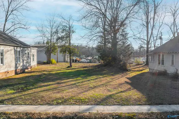 1320 Alabama Avenue, Gadsden, AL 35901