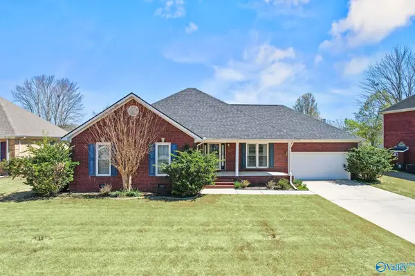 7105 Horse Hollow Drive, Owens Cross Roads, AL 35763