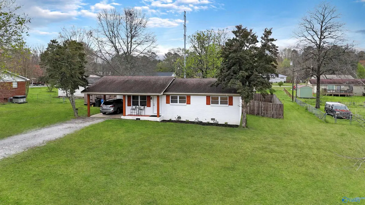 1602 Linwood Drive Sw, Hartselle, AL 35640 - #1