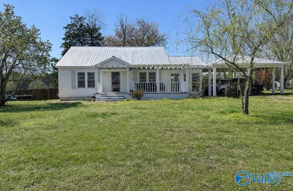 470 Lester Drive, Boaz, AL 35957 - #1