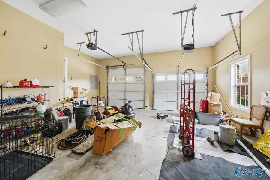 470 Lester Drive, Boaz, AL 35957 - #2