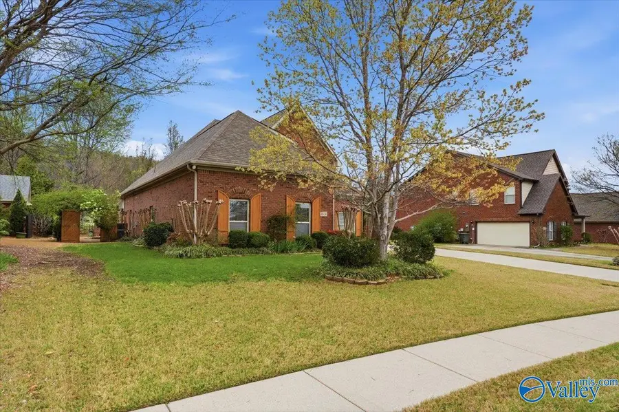 4814 Cove Valley Drive Se, Owens Cross Roads, AL 35763 - #3