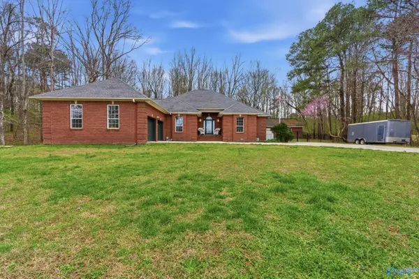 123 Chambers Road, Arab, AL 35016