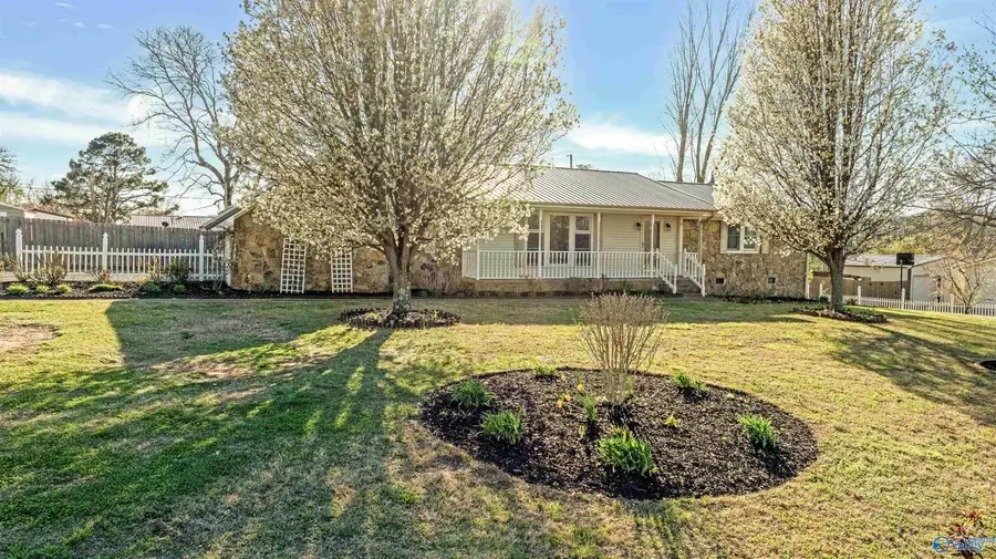 216 45th Street Ne, Fort Payne, AL 35967 - #3