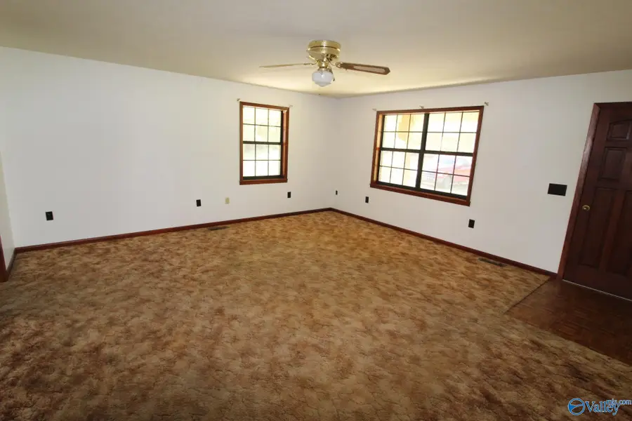 136 County Road 1444, Vinemont, AL 35179 - #2