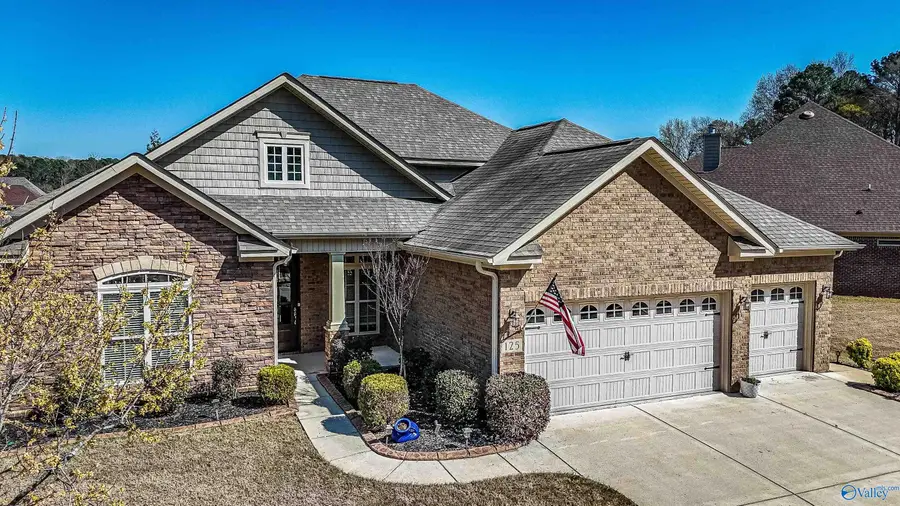 125 Autumn Cove Drive, Madison, AL 35756 - #2