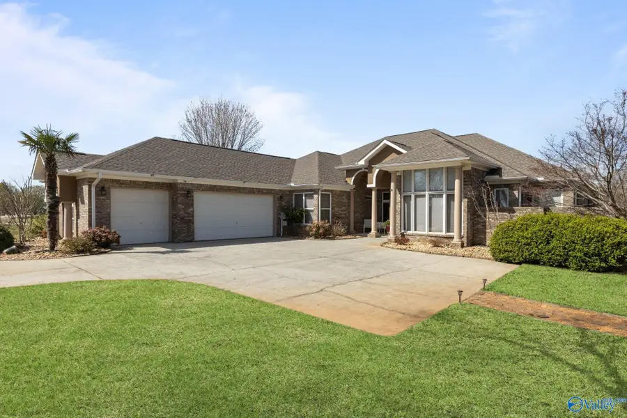 12820 Saint Andrews Drive, Athens, AL 35611 - #2