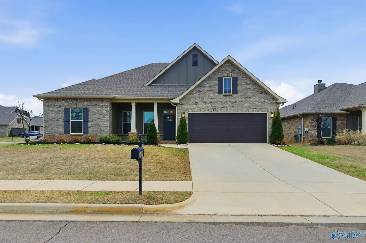 164 Creek Ridge Drive, Meridianville, AL 35759 - #1