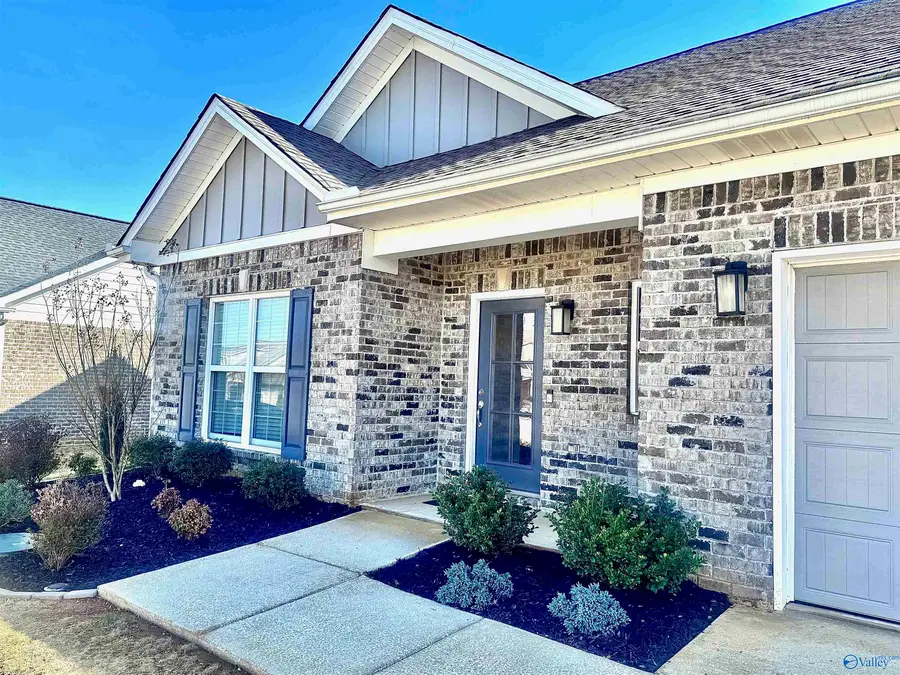 112 Harvest Moon Drive, Harvest, AL 35749 - #2