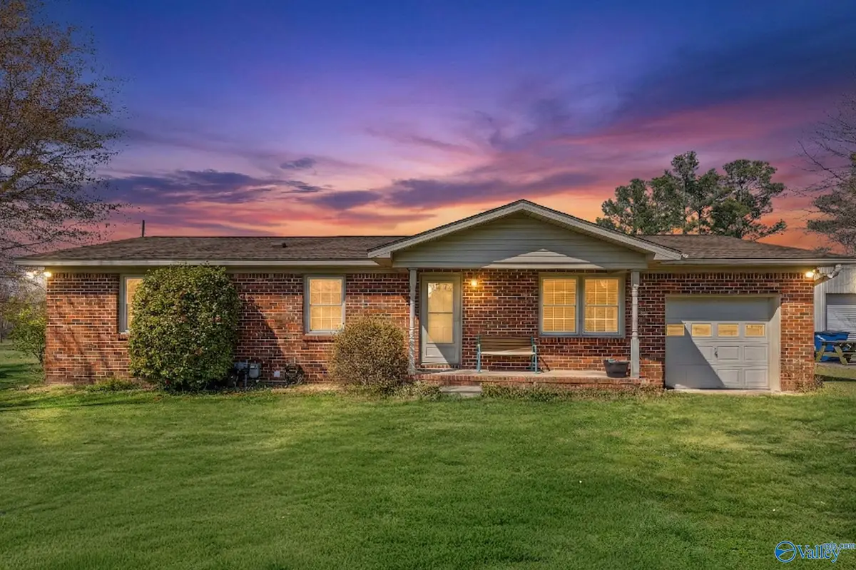 102 Greenwood Lane, Geraldine, AL 35974 - #1