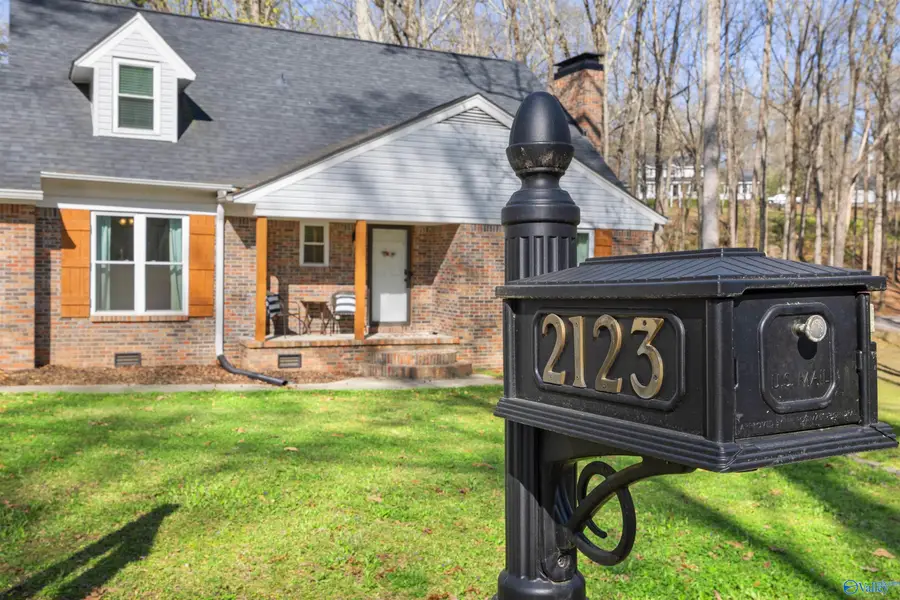 2123 Thunderbird Drive Nw, Hartselle, AL 35640 - #2