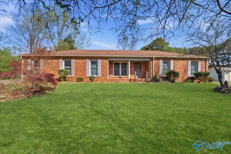 4903 Fallbrook Circle Ne, Huntsville, AL 35811 - #3