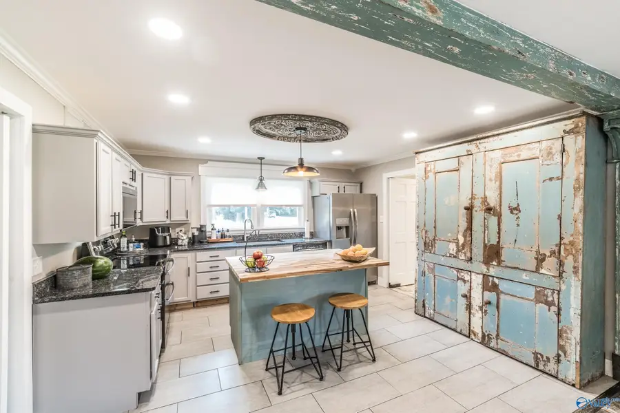 601 Bob Wallace Avenue, Huntsville, AL 35801 - #3