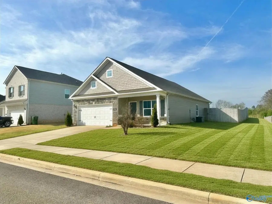 13030 Lantern Pointe Way, Harvest, AL 35749 - #2