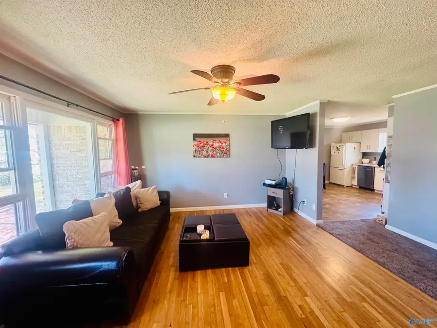 904 Gable Circle Sw, Hartselle, AL 35640 - #3