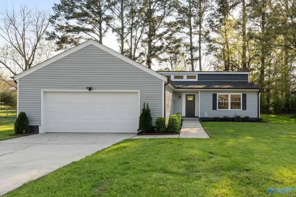 507 Forrest Park Ct, Huntsville, AL 35806