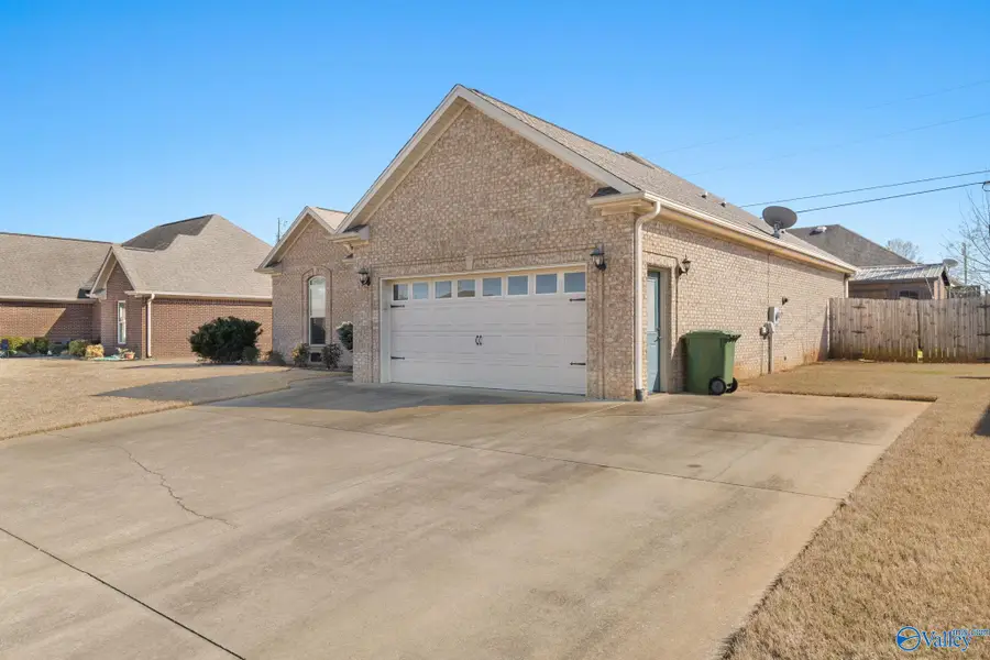 109 Fox Loop, Muscle Shoals, AL 35661 - #3