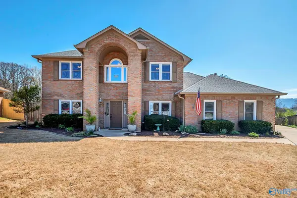 12003 Brian Lake Court Se, Huntsville, AL 35803