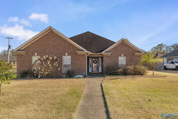 2018 Pleasant Drive, Muscle Shoals, AL 35661