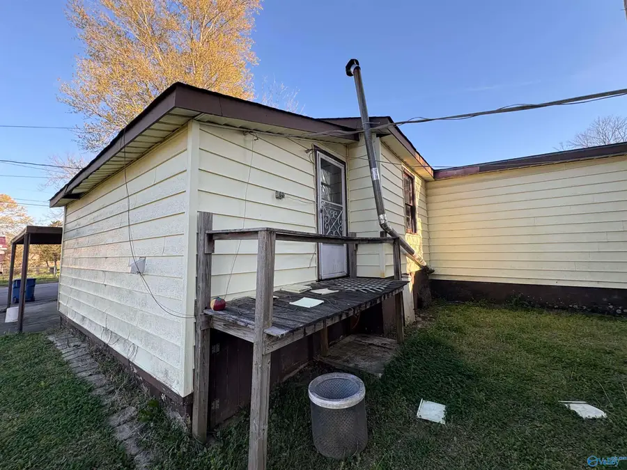 418 Rothrock Avenue, Attalla, AL 35954 - #3