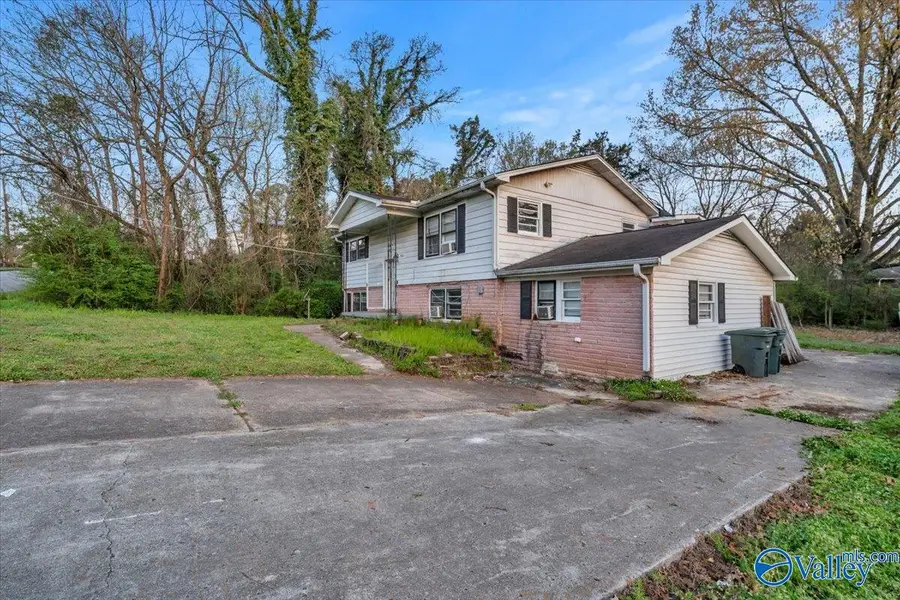 2806 Hilltop Terrace Nw, Huntsville, AL 35810 - #2