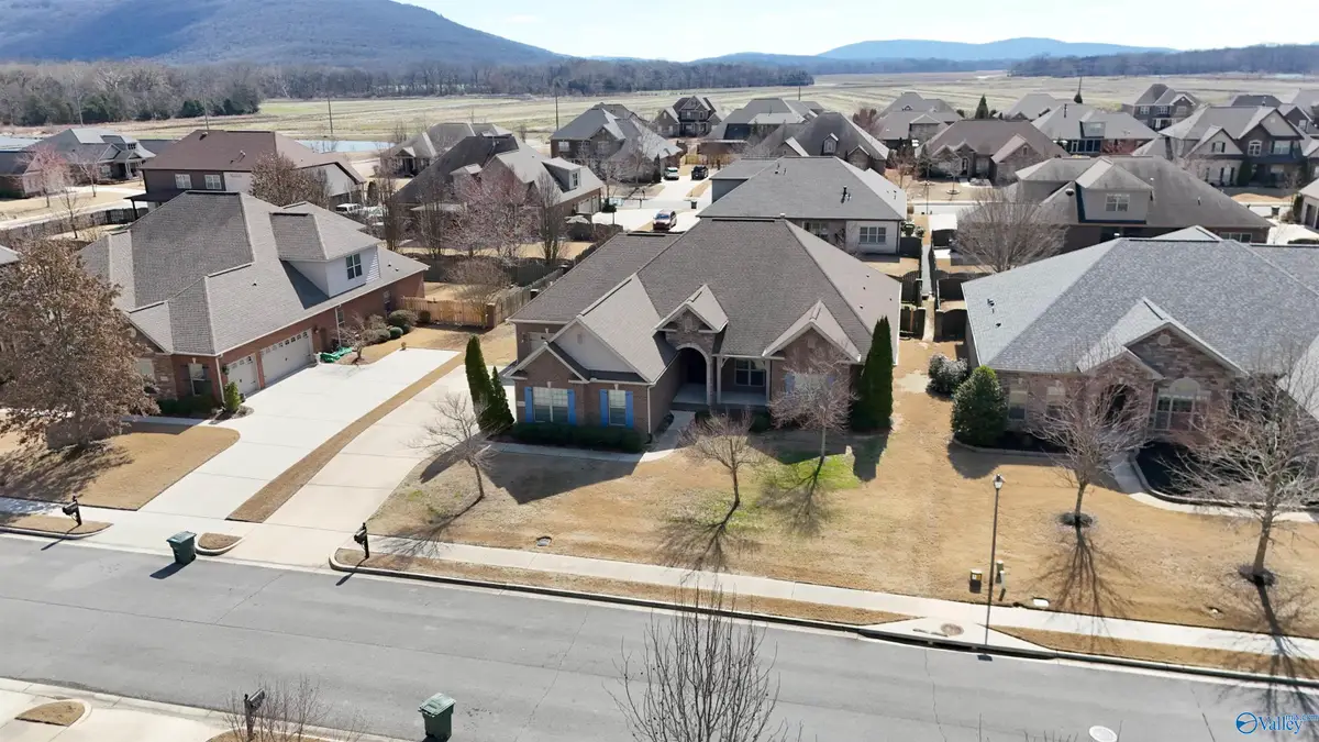 3005 Laurel Cove Way Se, Gurley, AL 35748 - #1