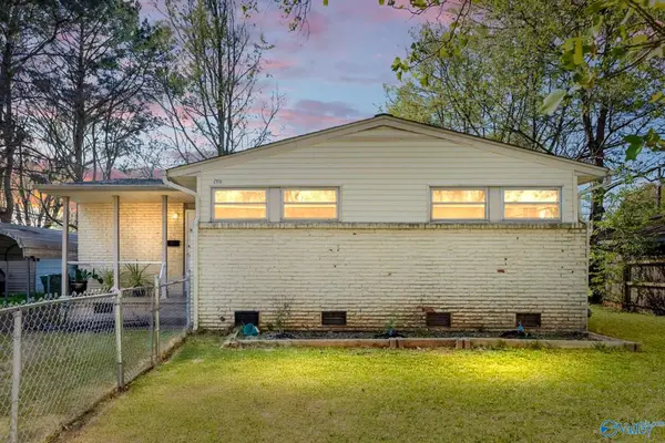 2916 Holiday Drive Sw, Huntsville, AL 35805