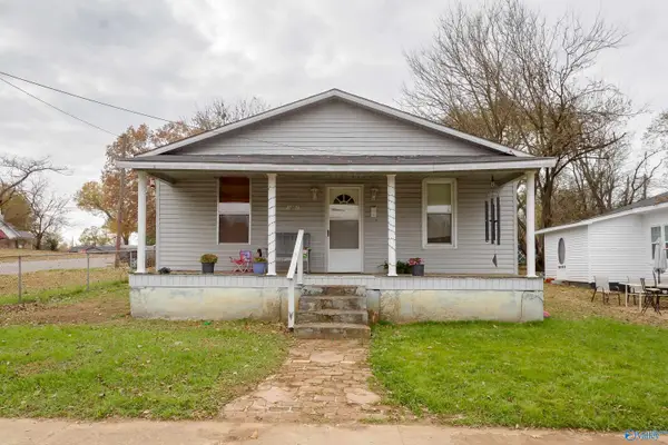 1001 Sterling Blvd, Sheffield, AL 35660