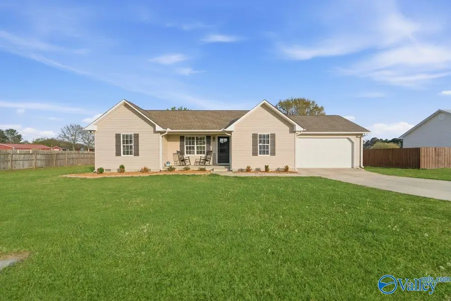 43 Devon Circle, Albertville, AL 35951 - #2