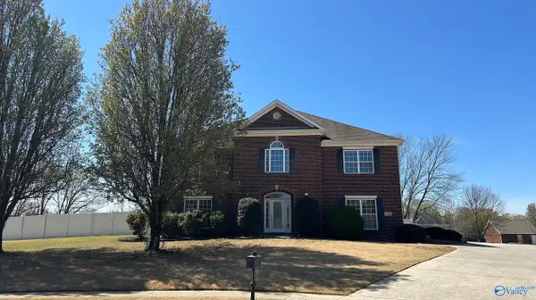 114 Berry Hill Drive, New Market, AL 35761