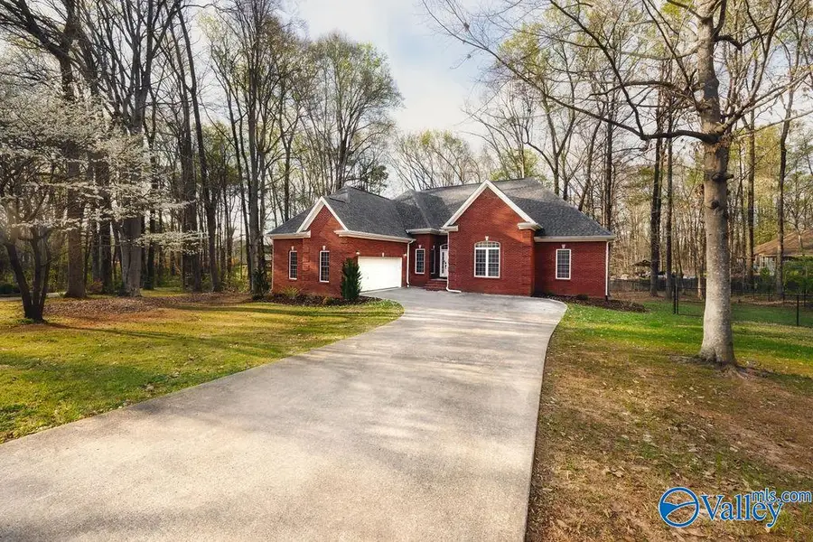 105 Charlemagne Circle, Harvest, AL 35749 - #2