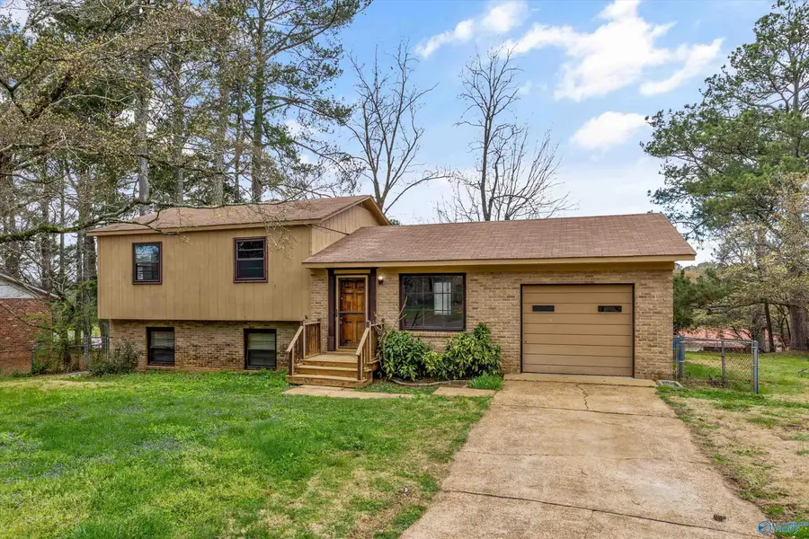 2212 Phillips Road, Huntsville, AL 35810 - #2