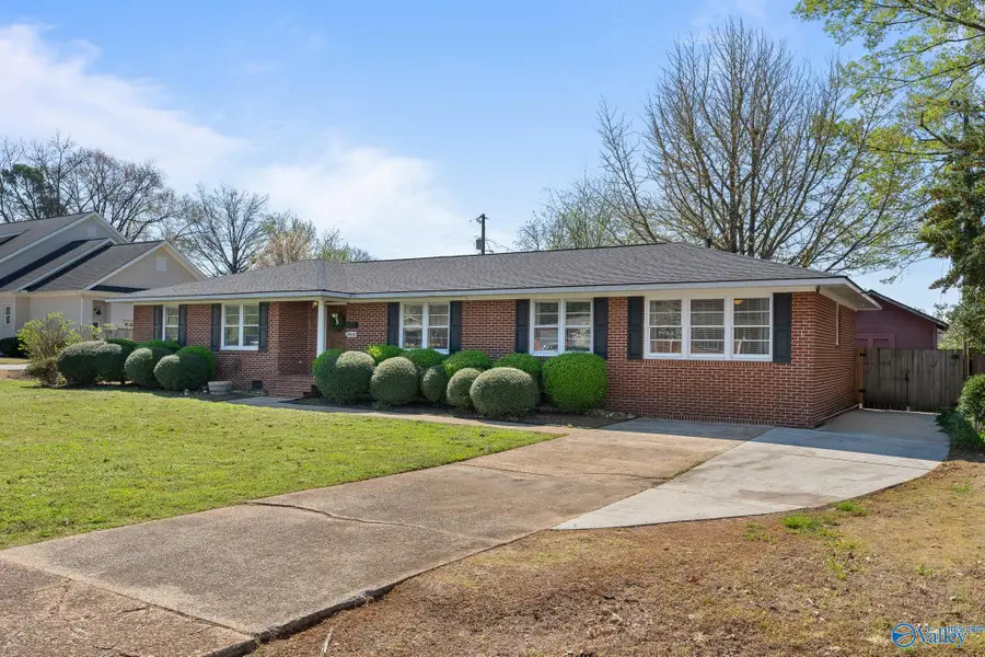 605 Thornton Avenue Sw, Huntsville, AL 35801 - #3