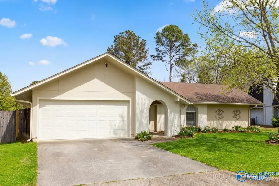 1907 Waxleaf Green Se, Huntsville, AL 35802 - #2