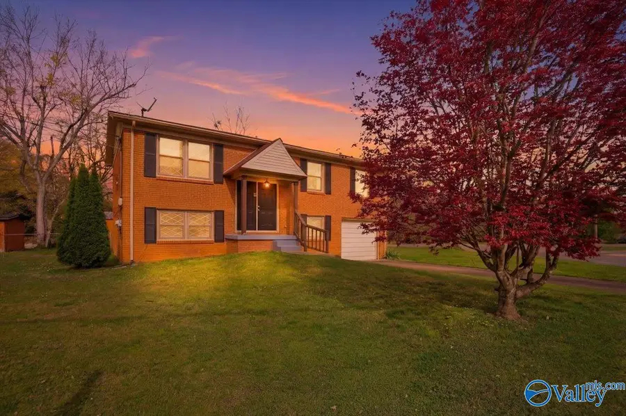 6100 Belgrade Drive Nw, Huntsville, AL 35810 - #2