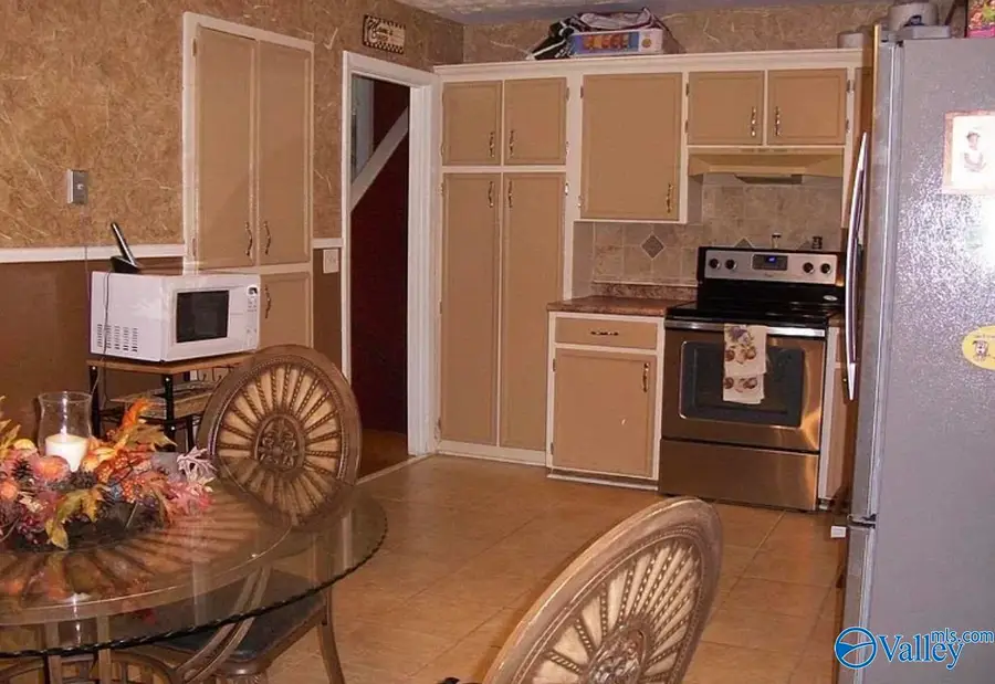 2615 Skyline Drive Nw, Huntsville, AL 35810 - #3