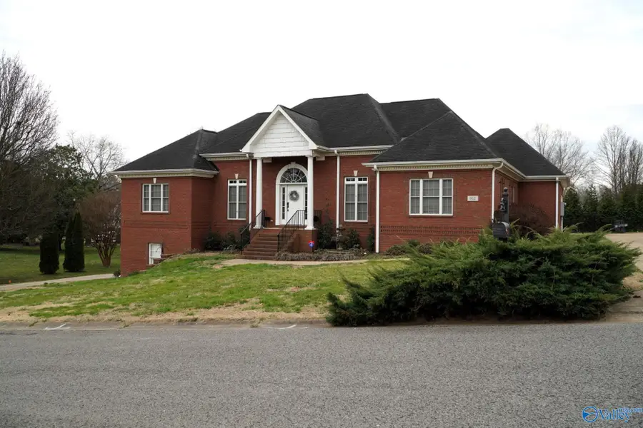 912 Dogwood Drive, Fayetteville, TN 37334 - #2