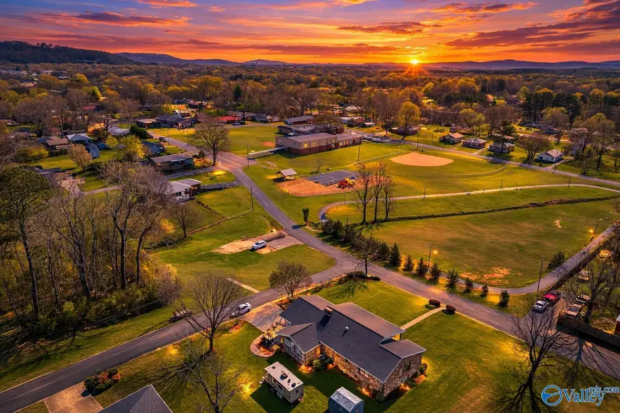 1105 5th Street Sw, Attalla, AL 35954 - #2