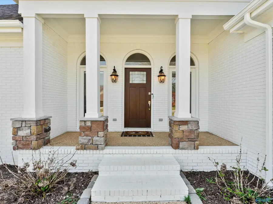 202 N Briarwood Road, Athens, AL 35613 - #2