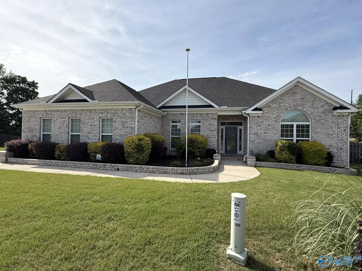 219 Woodgrove Drive Nw, Madison, AL 35757 - #1