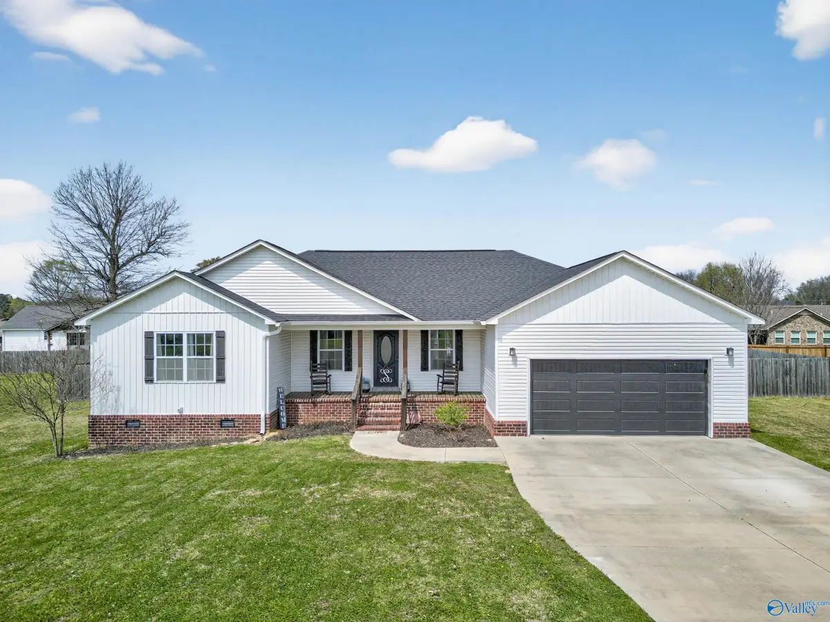 181 Lee Avenue, Boaz, AL 35957 - #1