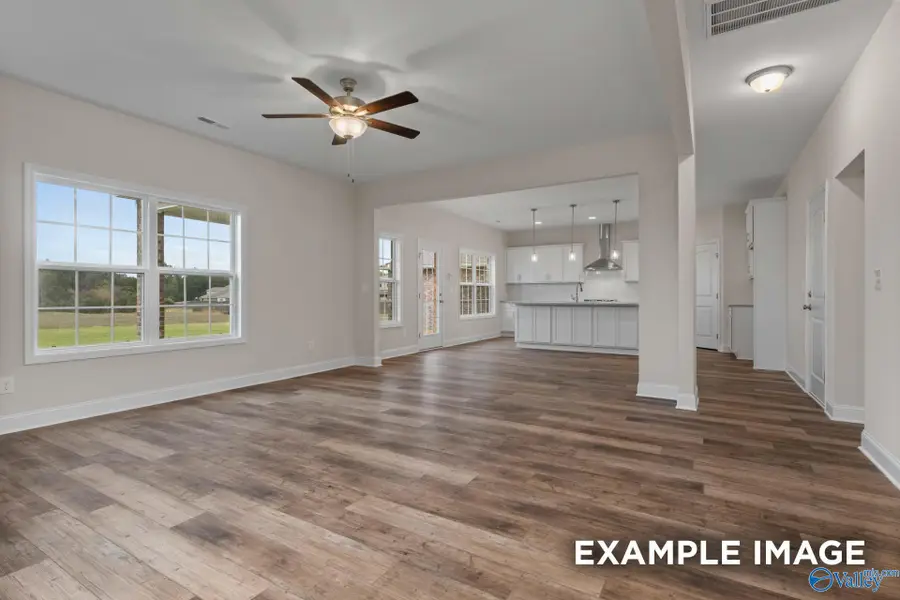 817 Ronnie Drive Se, Hartselle, AL 35640 - #3