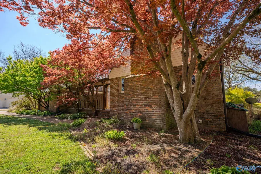 2405 Old Creek Trail Se, Decatur, AL 35603 - #2