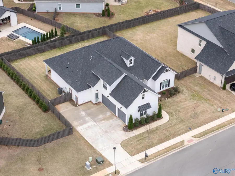 102 Parkland Hill Trace, Madison, AL 35756 - #3