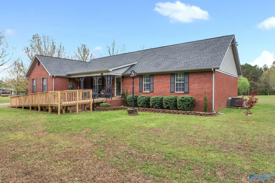 352 J B Hawkins Road, Gurley, AL 35748 - #2