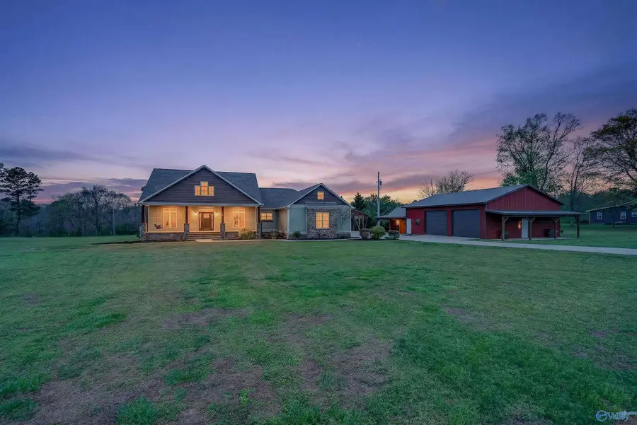 3121 Cathedral Caverns Highway, Grant, AL 35747 - #3