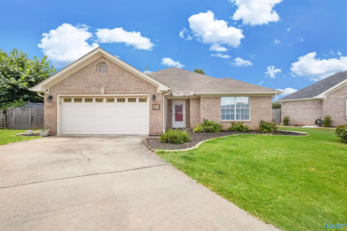 1203 Palisade Court, Decatur, AL 35603 - #1