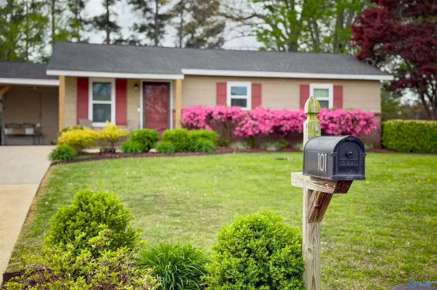 101 Betty Street, Decatur, AL 35601 - #2