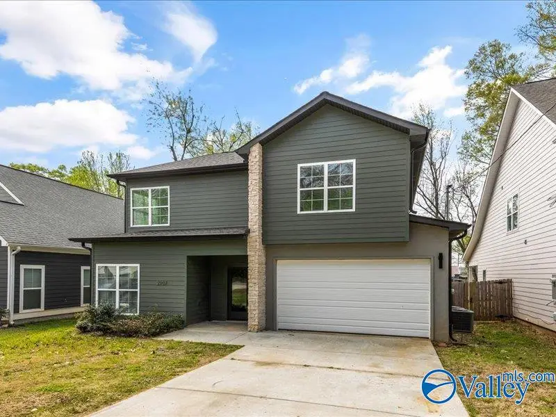 2907 7th Avenue Sw, Huntsville, AL 35805 - #2